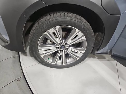 Certified 2025 Subaru Solterra w/ Limited Package AWD/4WD image 27