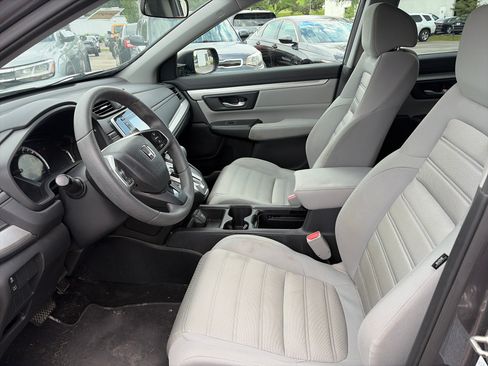 Used 2017 Honda CR-V LX image 7