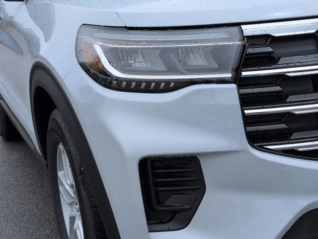 New 2026 Ford Explorer Active RWD image 9