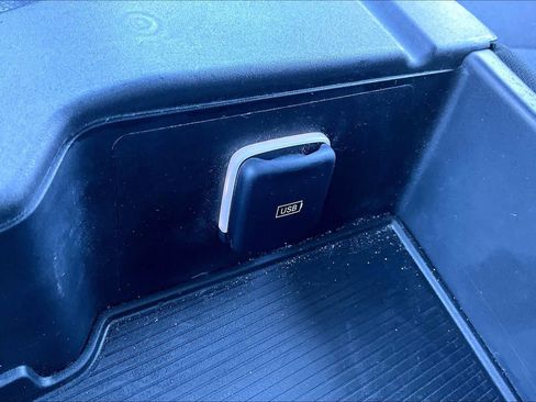 Used 2024 RAM 3500 Big Horn image 36