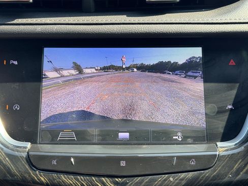 Used 2020 Cadillac XT6 Premium Luxury AWD/4WD image 39