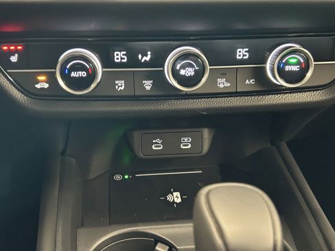 New 2026 Honda HR-V EX-L image 23