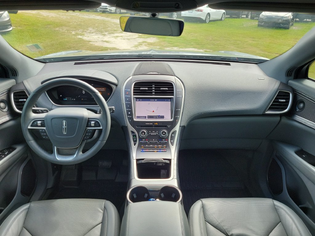 Used 2020 Lincoln Nautilus Reserve w/ Cargo Utility Package FWD image 13