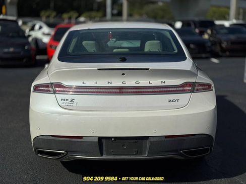 Used 2020 Lincoln MKZ w/ Convenience Package FWD image 6
