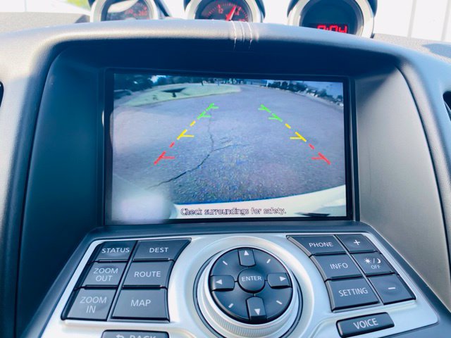 Used 2018 Nissan 370Z Touring Sport RWD image 37