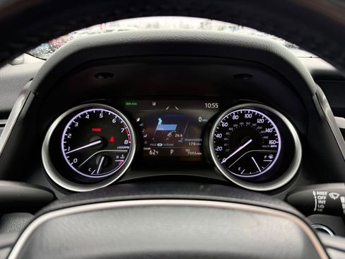 Used 2021 Toyota Camry XLE w/ Navigation Package image 24