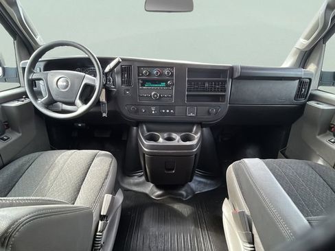 Certified 2024 GMC Savana 2500 w/ Driver Convenience Package image 32