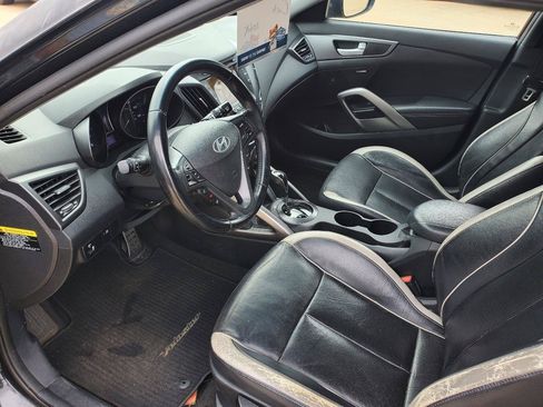 Used 2014 Hyundai Veloster Turbo FWD image 17