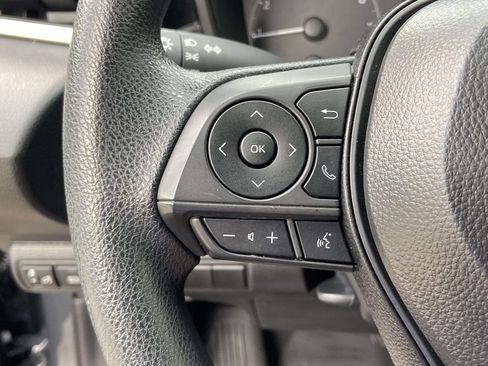 Used 2025 Toyota Corolla LE FWD image 34