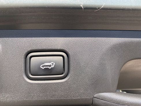 Used 2022 Hyundai Tucson Limited image 14