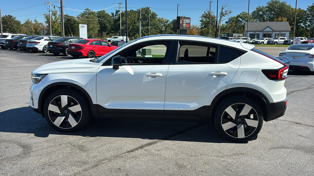 Certified 2023 Volvo C40 P8 Recharge Plus w/ Climate Package AWD/4WD image 3