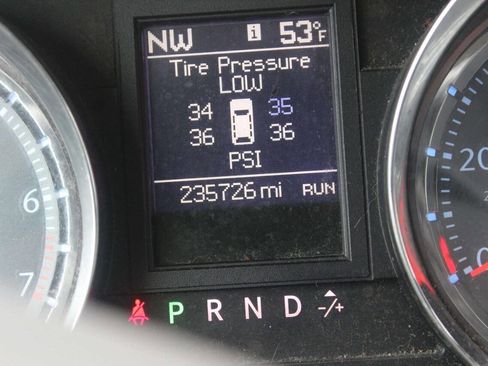 Used 2011 Chrysler Town & Country Touring-L w/ Entertainment Group #2 image 10