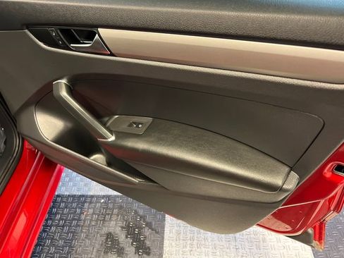 Used 2021 Volkswagen Passat 2.0T S image 11