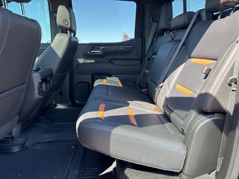 Used 2022 GMC Sierra 1500 AT4 w/ AT4 Premium Package image 38