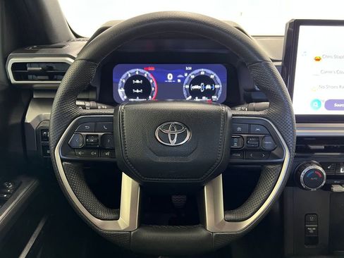 Used 2024 Toyota Tacoma TRD Off-Road AWD/4WD image 14