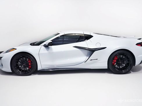 Used 2024 Chevrolet Corvette Z06 w/ Stealth Interior Trim Package RWD image 4