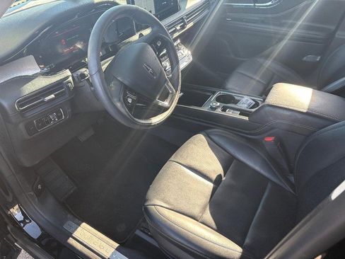 Certified 2023 Lincoln Corsair FWD w/ Equipment Group 101A image 5