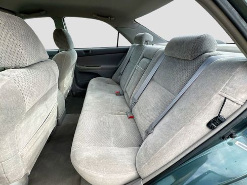 Used 2003 Toyota Camry LE image 27