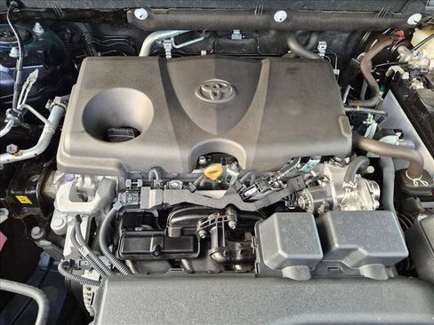 Used 2025 Toyota RAV4 XLE w/ Convenience Package AWD/4WD image 21