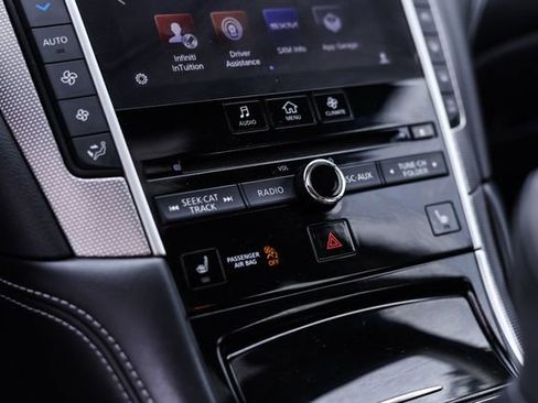 Used 2019 INFINITI Q50 Signature Edition AWD/4WD image 39