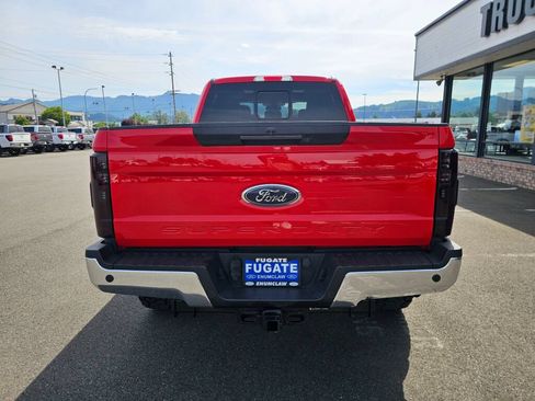 Used 2017 Ford F250 Lariat w/ Lariat Ultimate Package AWD/4WD image 8