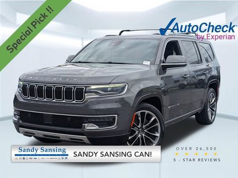 Certified 2022 Jeep Wagoneer Series III w/ Premium Group I AWD/4WD image 1