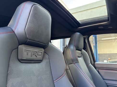 Certified 2025 Toyota Tacoma TRD Pro image 21