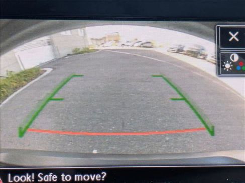 Used 2016 Volkswagen Tiguan S image 12