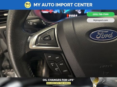 Used 2024 Ford Edge SEL image 16