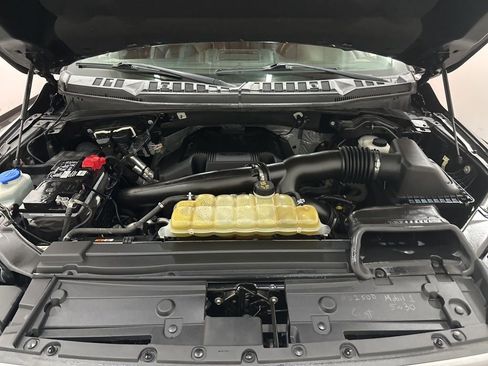 Used 2019 Ford F150 Platinum w/ Equipment Group 701A Luxury image 6