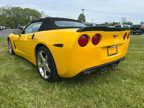 Used 2005 Chevrolet Corvette Convertible w/ Preferred Equipment Group RWD image 5