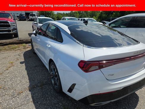 Used 2022 Kia K5 EX w/ EX Premium Package FWD image 4