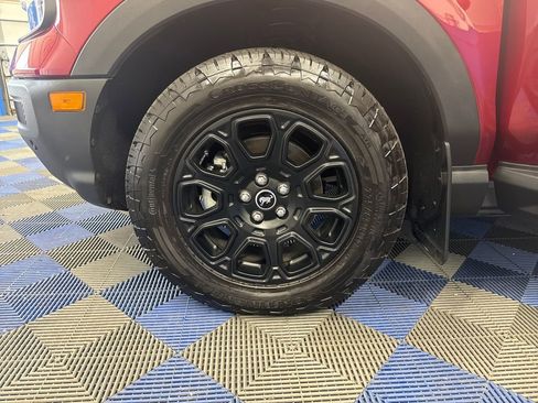 Used 2025 Ford Bronco Sport Badlands w/ Badlands Tech Package AWD/4WD image 28