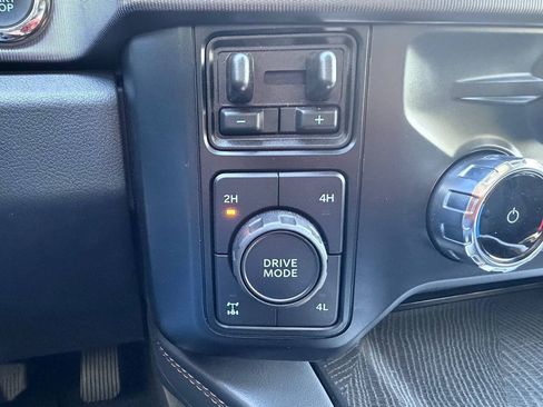 Used 2023 Ford F350 Platinum AWD/4WD image 29