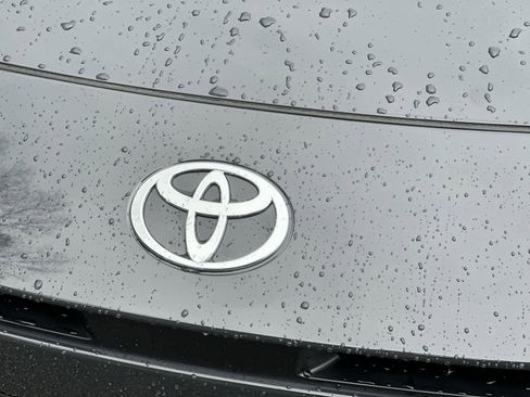 New 2026 Toyota Camry SE FWD image 12