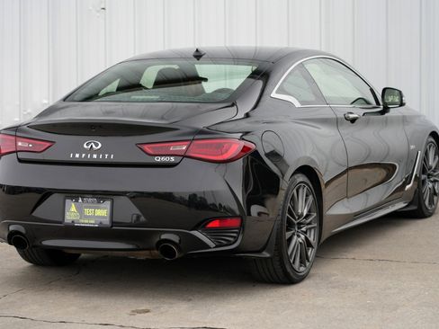 Used 2017 INFINITI Q60 3.0t Sport image 48