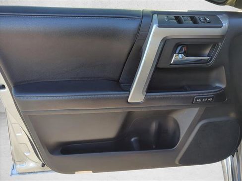 Certified 2017 Toyota 4Runner Limited image 5