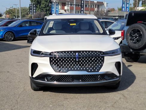 New 2026 Lincoln Nautilus Premier w/ Equipment Group 102A image 2