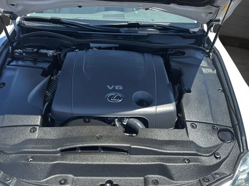Used 2011 Lexus IS 250 w/ Premium Pkg Value Edition RWD image 19