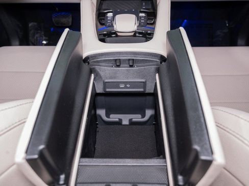 New 2026 Mercedes-Benz GLE 450 4MATIC image 21
