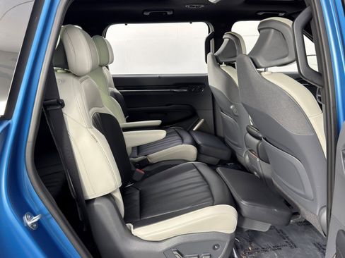 Used 2024 Kia EV9 GT-Line image 43