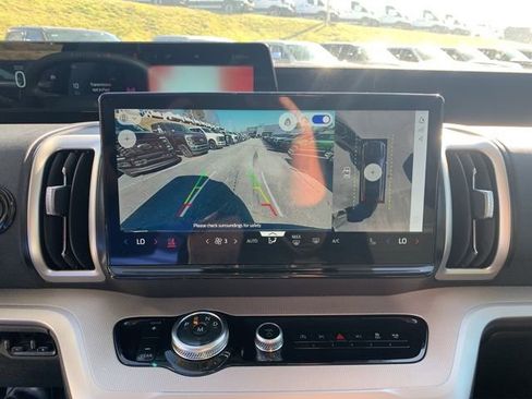 New 2025 Ford Expedition Active RWD image 33