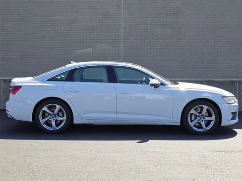 New 2025 Audi A6 Premium Plus image 22