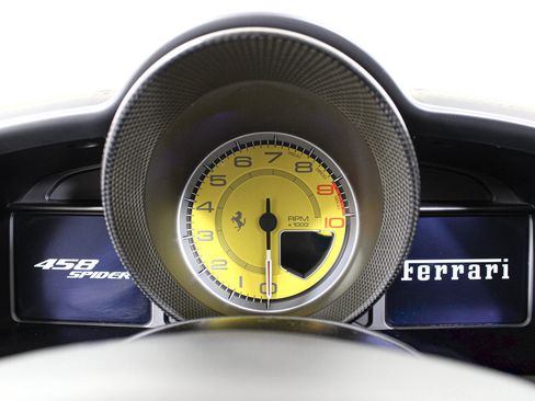 Used 2015 Ferrari 458 Spider RWD image 50