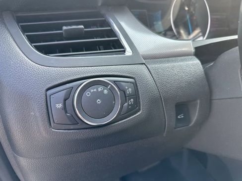 Used 2013 Ford Edge SEL image 6