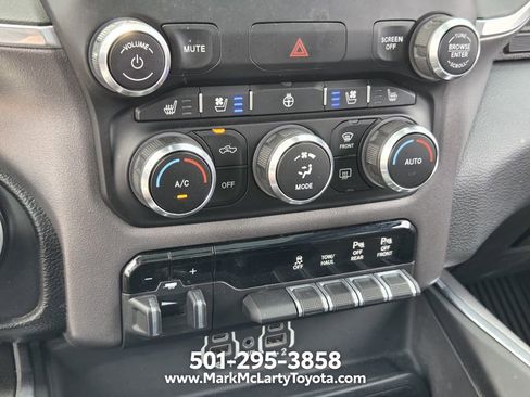 Used 2021 RAM 1500 Laramie w/ Sport Appearance Package AWD/4WD image 18