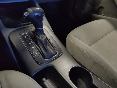 Used 2016 Kia Forte LX FWD image 26