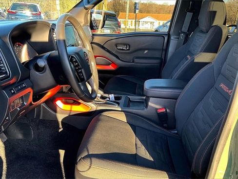 Used 2024 Nissan Frontier PRO-4X w/ Off-Road Protection Package image 10