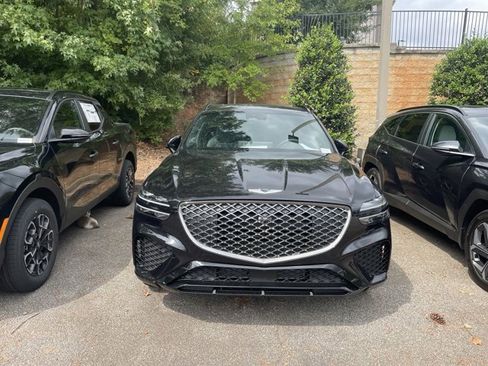 Used 2024 Genesis GV70 3.5T Sport w/ Sport Advanced Package image 4