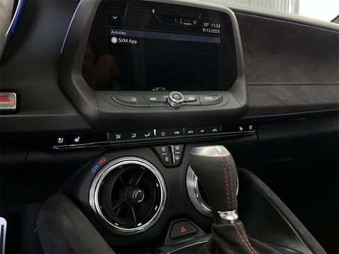 Used 2023 Chevrolet Camaro ZL1 image 30